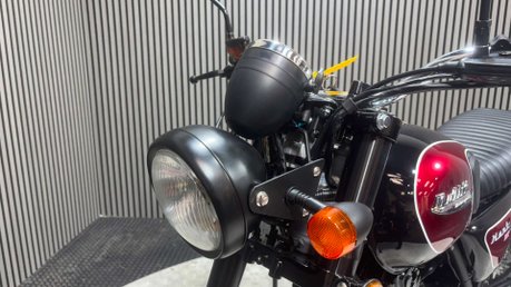 Bullit Hunt 2020 ONLY 1K MODERN 125CC RETRO BIKE CAFE RACER LEARNER 10