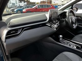 Toyota C-HR 1.8 C-HR GR Sport HEV CVT 5dr 17