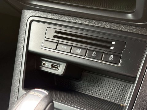 Volkswagen Tiguan 2.0 Tiguan R-Line Edition TDI BlueMotion Technology 4Motion Semi-Auto 4WD 5 50