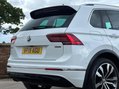Volkswagen Tiguan 2.0 TDI R-Line Tech DSG 4Motion Euro 6 (s/s) 5dr 5