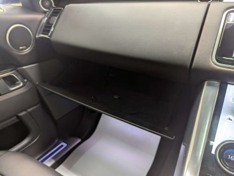 Land Rover Range Rover Sport 3.0 Range Rover Sport HSE Dynamic Black D MHEV Auto 4WD 5dr 77