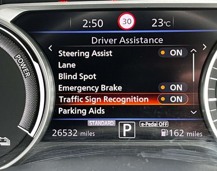 Nissan Juke 1.6 Juke Tekna HEV CVT 5dr 27