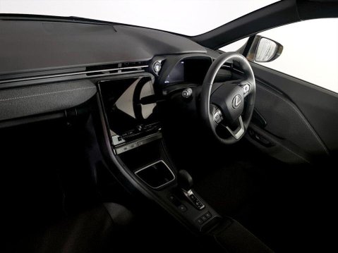 Lexus LBX 1.5 VVT-iE Premium SUV 5dr Petrol Hybrid E-CVT Euro 6 (s/s) (136 ps) Blueto 14