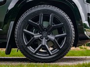 Land Rover Defender V8 Carpathian Edition 5