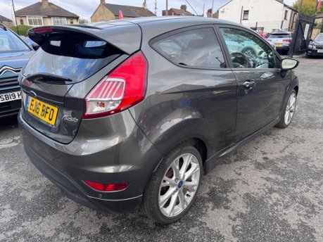 Ford Fiesta ZETEC S 8