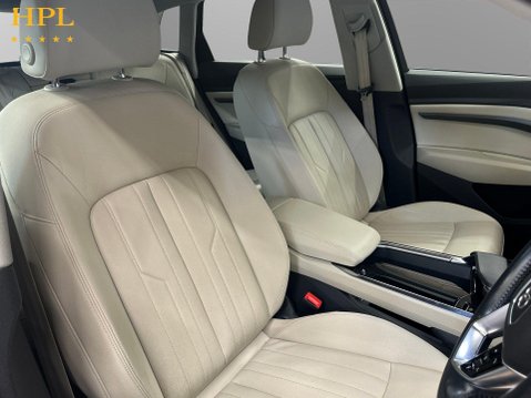 Audi E-Tron 50 Technik SUV 5dr Electric Auto quattro 71.2kWh (313 ps) 2 Owners - Air Co 11