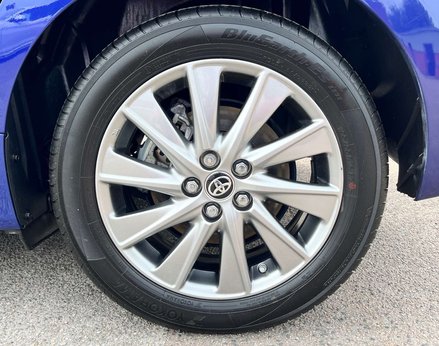 Toyota Yaris 1.5 Yaris Icon HEV CVT 5dr 13