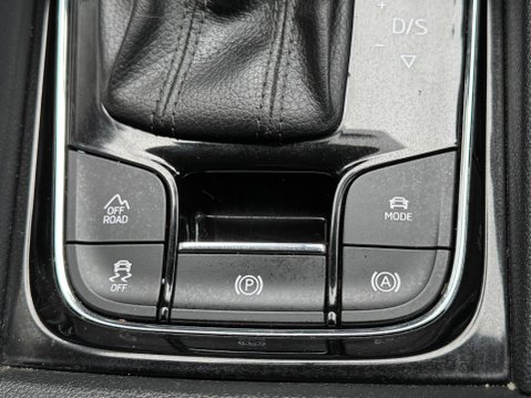 Skoda Kodiaq 2.0 TDI SE L DSG 4WD Euro 6 (s/s) 5dr (5 Seat) 36