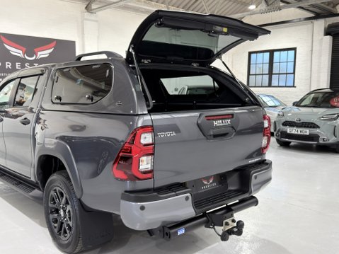 Toyota Hilux INVINCIBLE X 4WD 48V MHEV AUTO 31