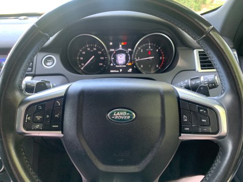 Land Rover Discovery Sport TD4 HSE BLACK 5