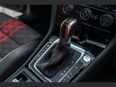 Volkswagen Golf 2.0 Golf GTi TCR Semi-Auto 5dr 19
