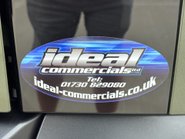Land Rover Defender 90 D250 Hard Top X-Dynamic HSE 3 Seat 12