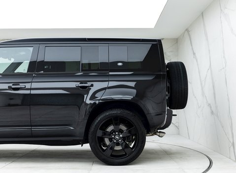 Land Rover Defender 110 V8 27