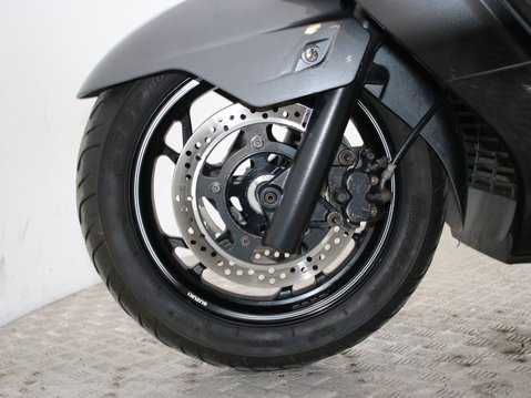 Suzuki Burgman 400 AN 400 L2 18