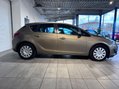 Vauxhall Astra 1.6 16v Exclusiv Auto Euro 5 5dr 2