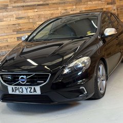 Volvo V40 2.0 T5 R-Design Pro Hatchback 5dr Petrol Auto Euro 6 (s/s) (245 ps) 1