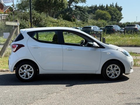 Hyundai i10 SE AUTOMATIC 2
