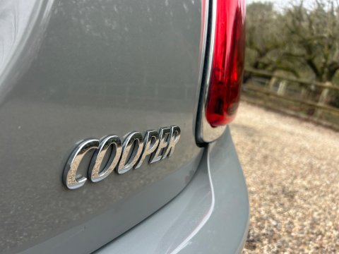 Mini Hatch 1.5 Cooper Classic Steptronic Euro 6 (s/s) 5dr 42