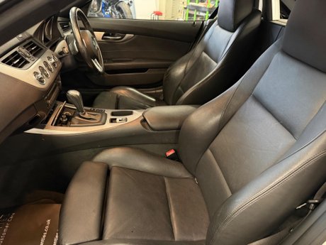 BMW Z4 2.5 23i Auto sDrive Euro 5 2dr 35