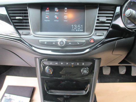 Vauxhall Astra 1.4i Turbo SRi Sports Tourer Euro 6 5dr 15