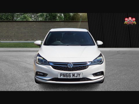 Vauxhall Astra SRI S/S 2