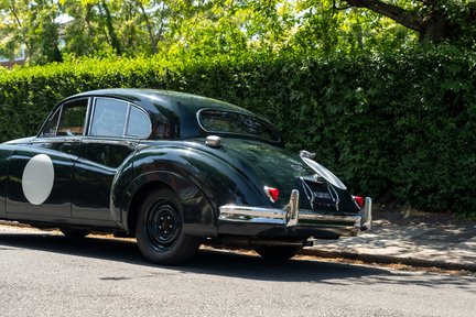 Jaguar Mark VII 3.4 Competition 13