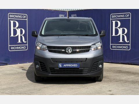 Vauxhall Vivaro 3100 75kWh Dynamic Panel Van 6dr Electric Auto L1 H1 (7.4kW Charger) (136 p 10