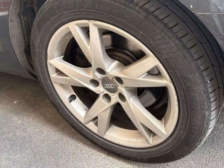 Audi A4 2.0 TFSI Sport Saloon 4dr Petrol S Tronic Euro 6 (s/s) (190 ps) 9