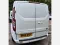 Ford Transit Custom 2.2 TDCi 290 Limited Panel Van 5dr Diesel Manual L2 H1 (186 g/km, 123 bhp) 18