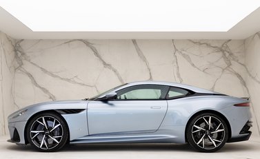 Aston Martin DBS Superleggera 2