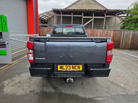 Isuzu D-Max UTILITY SCB 7