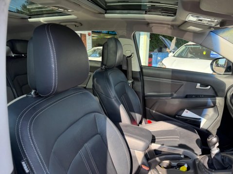 Kia Sportage 1.7 CRDi EcoDynamics 4 2WD Euro 6 (s/s) 5dr 17