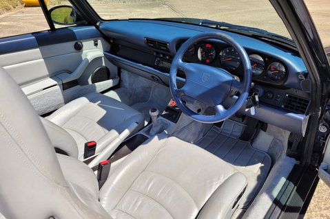 Porsche 911 CARRERA 15