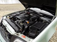 Mercedes-Benz SL Series 500SL-32 37