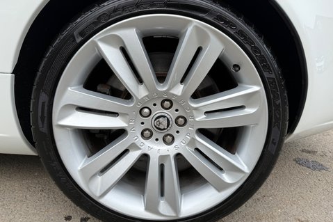 Jaguar XKR XKR 5.0 V8 SUPERCHARGED - LOW MILEAGE - 11 SERVICES - ONLY 27,435 MILES! 57