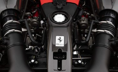 Ferrari F8 Tributo 35