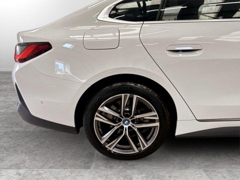 BMW i4 40 83.9kWh Sport Gran Coupe 5dr Electric Auto eDrive (340 ps) 1 Owner - Se 10