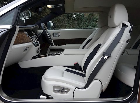 Rolls-Royce Dawn 17