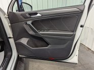 Volkswagen Tiguan 1.5 Tiguan R-Line TSi Semi-Auto 5dr 53