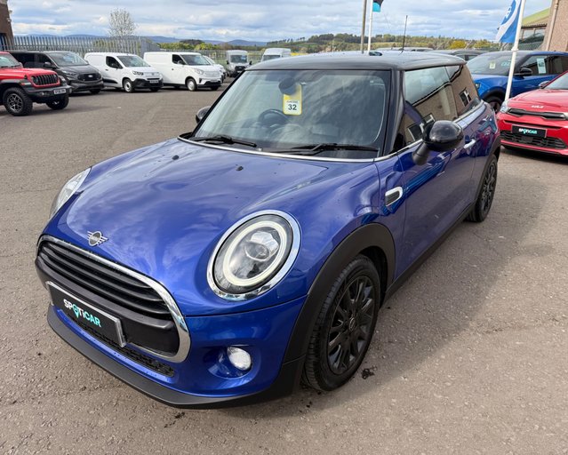 Mini Hatch COOPER