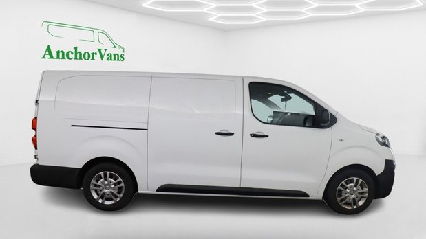 Vauxhall Vivaro AUTO LWB L2H1 Low Roof Air Con Sensors EURO 6 3