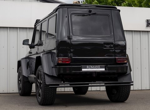 Mercedes-Benz G Series 4x4² Brabus 3