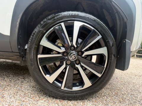 Toyota Yaris Cross 1.5 VVT-h Premiere Edition E-CVT Euro 6 (s/s) 5dr 30