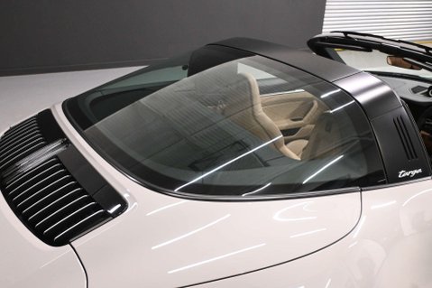 Porsche 911 3.0 911 Targa 4 Auto 4WD 2dr 80