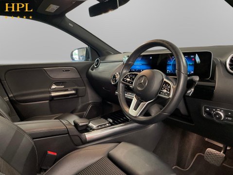 Mercedes-Benz GLA 1.3 GLA200 Sport (Executive) SUV 5dr Petrol 7G-DCT Euro 6 (s/s) (163 ps) 12