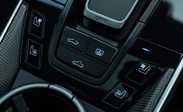 Porsche 911 Turbo S (992) 29