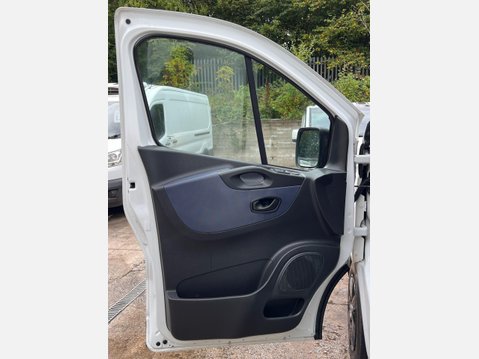 Vauxhall Vivaro 1.6 CDTi 2900 L2 H1 Euro 5 5dr 41
