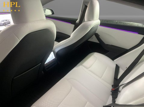 Tesla Model 3 Saloon 4dr Electric Auto RWD (208 ps) 17