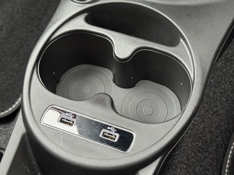 Fiat 500 1.0 Mild Hybrid Red 3dr 28