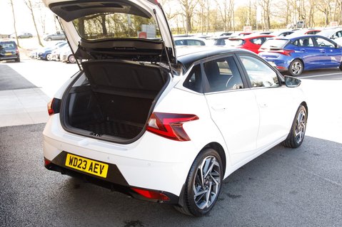 Hyundai i20 T-GDI ULTIMATE MHEV 41